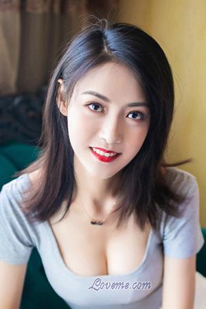 214393 - Hongdou Age: 22 - China