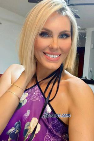 218950 - Natalya Age: 42 - Mexico