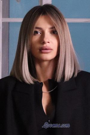 224208 - Alla Age: 31 - Ukraine