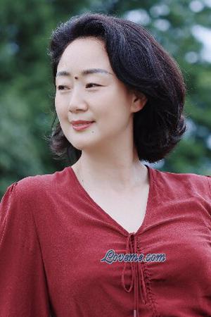 227031 - Rowena Age: 49 - China